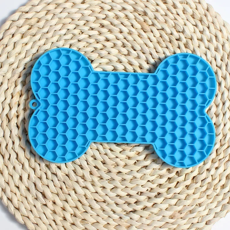Bone Shape Silicone Licking Pad Pet Dog Peanut Butter Slow Food Bowl ESPECIFICATIONSBrand Name: NoEnName_NullItem Type: Slow FeederOrigin: Mainland ChinaType: DogsMaterial: silica gelApplicable Dog Breed: Universal
Bone SShopDoggieworksShopDoggieworksBone Shape Silicone Licking Pad Pet Dog Peanut Butter Slow Food Bowl Eating