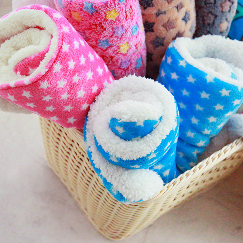 Puppy Blankets | Luxury Puppy Blanket and Comforter
What you need to know about Puppy Blankets?
Why Do You need Puppy Blankets?
Just like healthy and hygienic food, a pet also requires an appropriate environment thDog Cooling MatShopDoggieworksShopDoggieworksLuxury Puppy Blanket