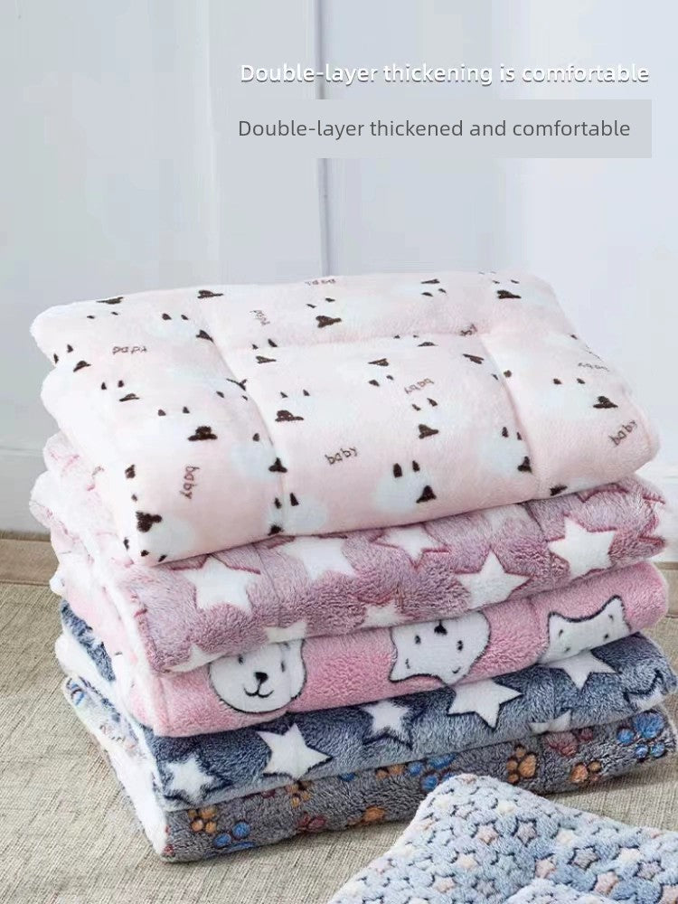 Cat Pad Dog Mat Sleep Autumn and Winter Heattech Doghouse Cathouse Pet Mattresses Cat Heattech Blanket Small Quilt