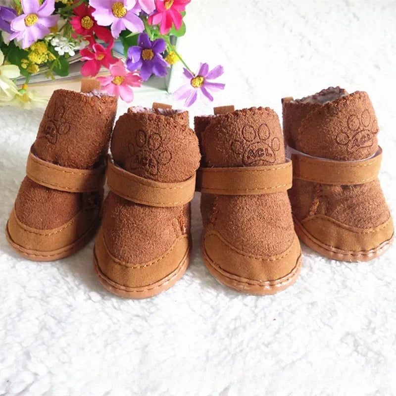 4Pcs/Set Cute Dog Boots Outdoor Snow Walking Non-slip Puppy Sneakers Supplies Puppy Comfortable Snow Boots Pet Winter Warm Shoes