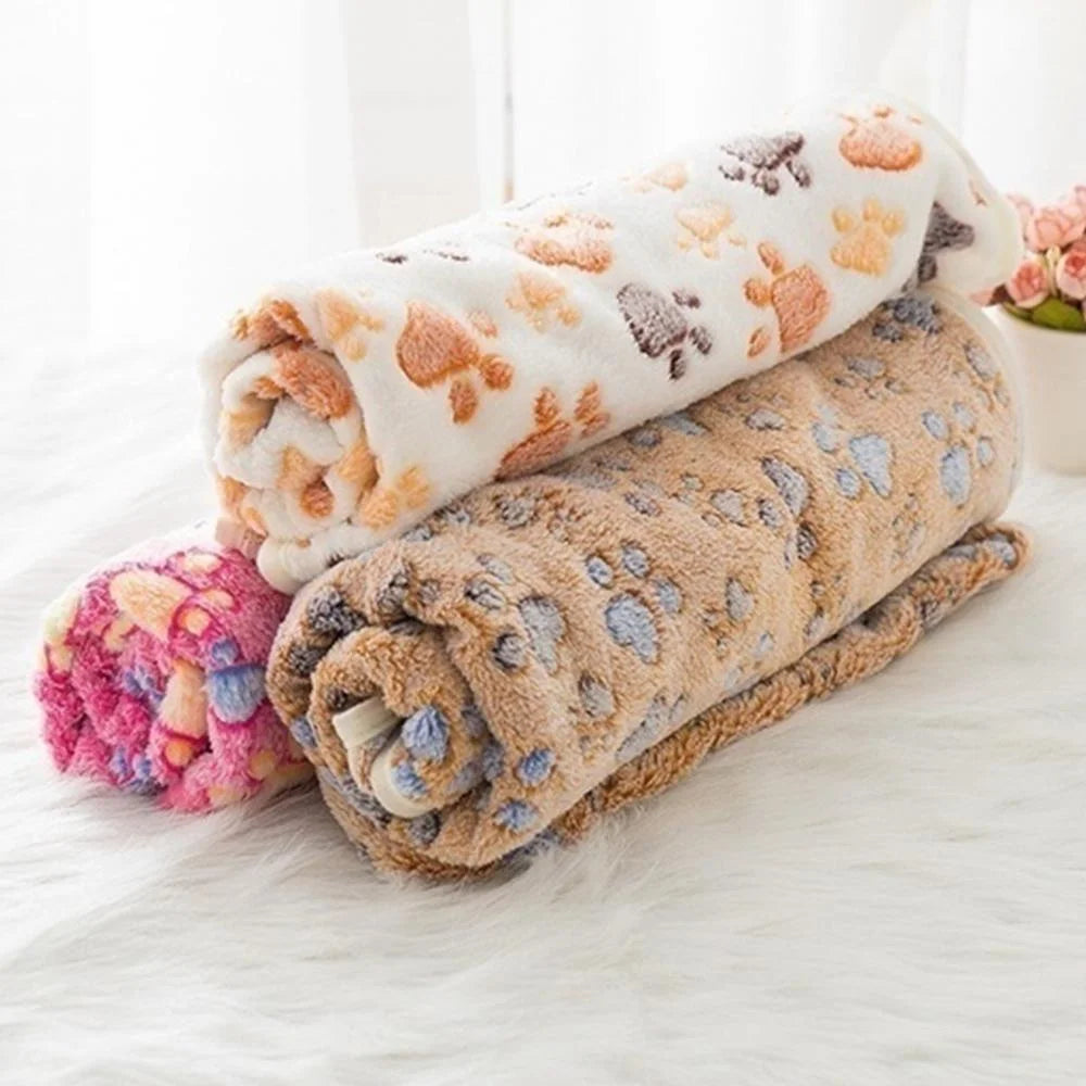 Soft Fluffy High Quality Pet Blanket Cute Cartoon Pattern Pet Mat Warm and Comfortable Blanket for Cat Dogs