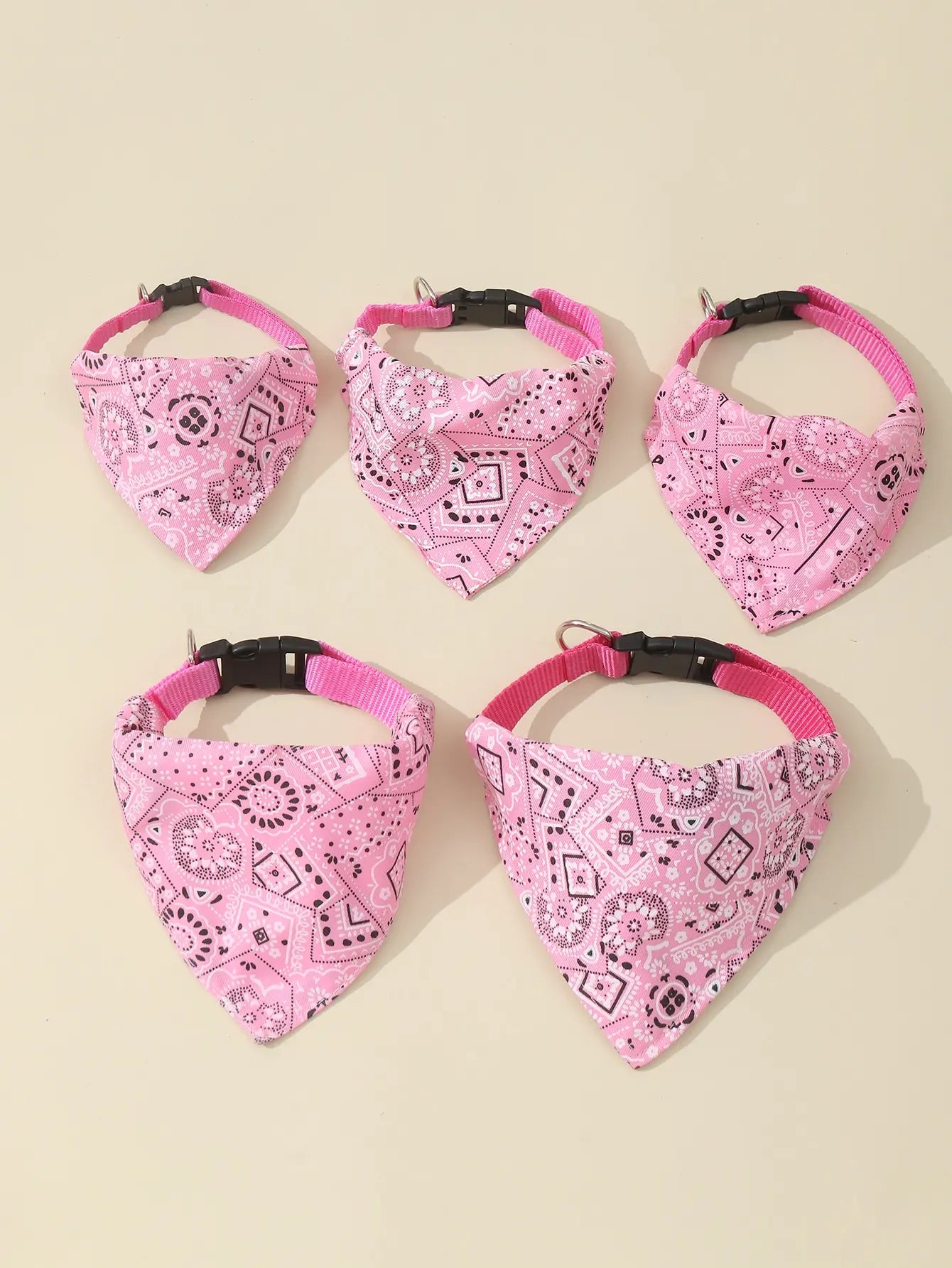 1pc Pink Color Random Pattern Pet Bandana With Adjustable Triangle ShaSPECIFICATIONSBrand Name: KAMANLONGType: Collarsis_customized: NoMaterial: Polyester BlendsIs Smart Device: noOrigin: Mainland ChinaCN: ZhejiangColor: PinkPattern TyShopDoggieworksShopDoggieworksAdjustable Triangle Shape & Buckle Pet Dog Neck Scarf Puppy Cat Dog Collar Bibs